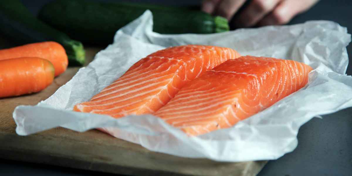 Рецепт салата с красной рыбой