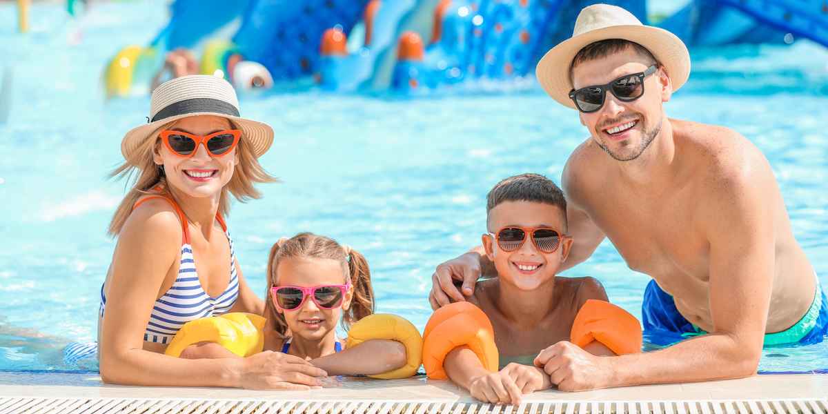 <b>отели лоо с бассейном</b>