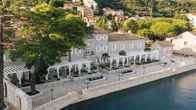 Lazure Hotel & Marina