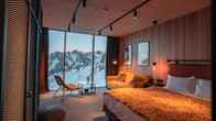 Tenir Eco Hotel