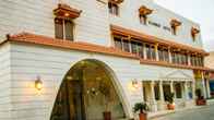 Alanbat Hotel