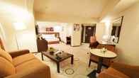 DoubleTree by Hilton Bucharest - Unirii Square, фото 2