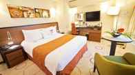 DoubleTree by Hilton Bucharest - Unirii Square, фото 3