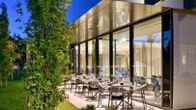 Hotel A