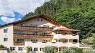 Saldur Small Active Hotel