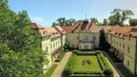 Szidonia Manor House