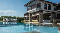 Boutique Complex Trakiets