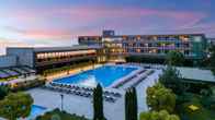 Sky Blue Hotel & Spa