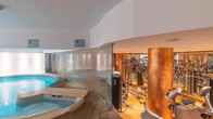 Lux Garden Hotel, фото 2