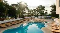 Seven Seas Hotel Life