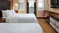 Four Points by Sheraton Hotel & Suites Calgary West, фото 4