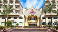 Hawaii Le Jardin Aqua Park Resort - Caters to Couples