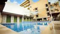 Villa Caceres Hotel