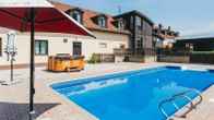 Resort Malevil