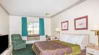 Super 8 by Wyndham Willcox, фото 4