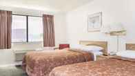 Super 8 by Wyndham Phoenix Metro North, фото 4
