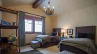 The Grand Lodge, фото 2
