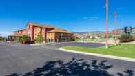 Отель Comfort Inn & Suites, фото 2