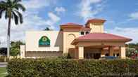 La Quinta Inn & Suites by Wyndham Ft Lauderdale Cypress Cr