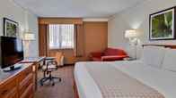 La Quinta Inn & Suites by Wyndham Ft Lauderdale Cypress Cr, фото 4
