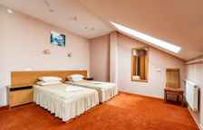 Однокомнатный двухместный номер повышенной комфортности (мансарда)