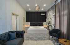 Люкс с видом на море, собственной террасой и бассейном