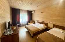 "Семейный без балкона"