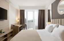 Улучшенный с балконом