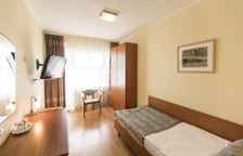 Одноместный номер стандарт (SGL) c видом на озеро