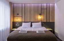 Джуниор Сюит