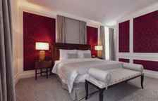 Дворцовый люкс «Рубиновый»