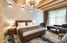 Делюкс с двуспальной кроватью с видом на гору