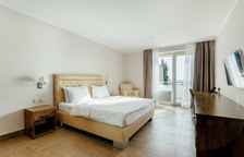 Люкс с балконом морская сторона к.2