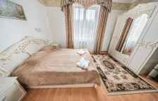 Номер 1 категории двухместный "Дабл+" (двухкомнатный) Главный корпус