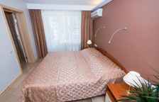 "Полулюкс" двухместный двухкомнатный, корпус №2