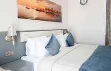 Стандарт с балконом и видом на море