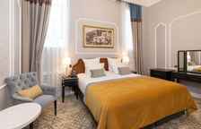 Джуниор Сьюит