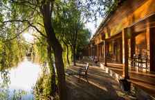 VIP номер на обособленной територии в парковой зоне у воды