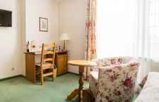 Classic Village с двуспальной кроватью