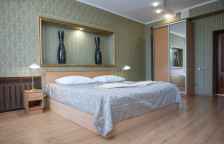 Двухместный двухкомнатный номер "Люкс"