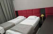 Двухместный улучшенный номер (7 этаж) с двумя раздельными кроватями