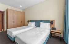 Семейный двухкомнатный номер с балконом МГН