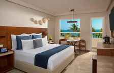 Двухместный номер Premium с балконом и oceanfront