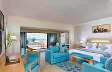 Двухместный номер Classic with Pool View or Lagoon