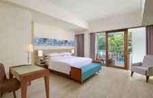 Двухместный номер Poolside Access Terrace Level