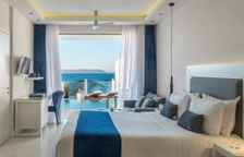 Люкс with Private Heated Pool Island с 2 комнатами seafront