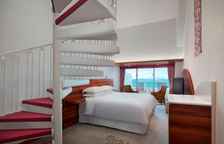 Двухместные Ocean Maisonette Loft Main Tower Bi-Level High Floor с видом на океан