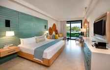 Двухместный полулюкс Resort с видом на бассейн