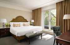Fairmont room с балконом
