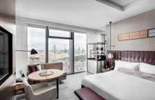 Номер Fairmont Skyline